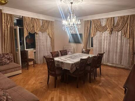 Elan №6368641 - Bakı, Memar Əcəmi m., 2 otaqlı, 81 m², 8/10 mərtəbə
