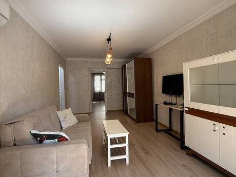 Elan №6368676 - Bakı, Elmlər Akademiyası m., 2 otaqlı, 43 m², 2/5 mərtəbə