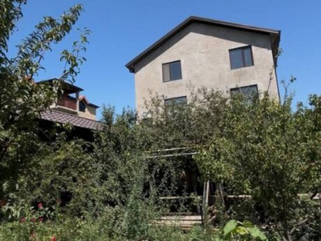 5-комн. дом/дача - пос. Пиршаги - 300 м²