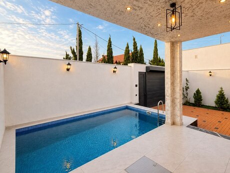 4 otaqlı həyət evi/bağ evi - Şüvəlan q. - 130 m²