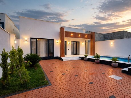 4 otaqlı həyət evi/bağ evi - Şüvəlan q. - 140 m²