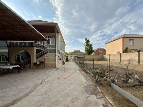 8 otaqlı həyət evi, 250 m², Binə: 365 000 ₼ 5