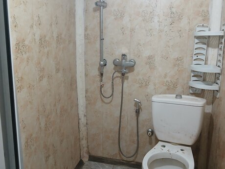 1 otaqlı həyət evi/bağ evi - Elmlər Akademiyası m. - 34 m²