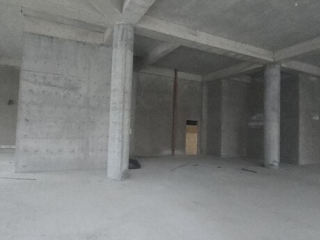Obyekt - Ağ şəhər q. - 1018 m²
