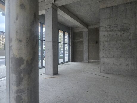 Obyekt - Ağ şəhər q. - 1018 m²
