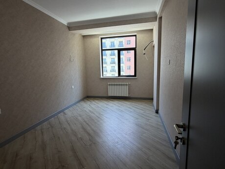3 otaqlı yeni tikili - 7-ci mikrorayon q. - 83 m²