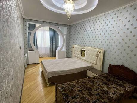 2-комн. новостройка - м. Иншаатчылар - 65 м²