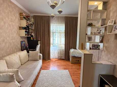 3-комн. вторичка - Хатаинский р. - 70 м²