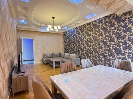 Elan №6368891 - Bakı, İnşaatçılar m., 3 otaqlı, 130 m², 15/20 mərtəbə