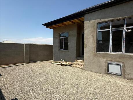 3 otaqlı həyət evi, 77 m², Qobu: 43 500 ₼ 2