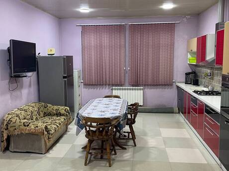 Объявление №6368958 - Баку, м. 8 ноября, 5-комн., 120 м², 2/2 этаж