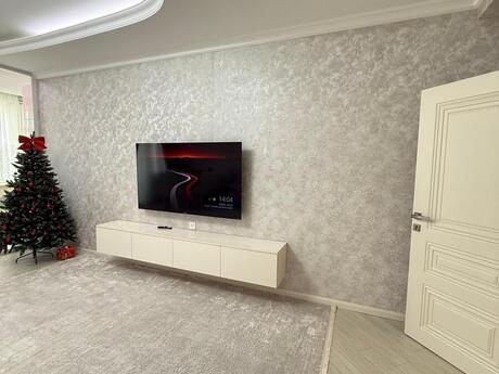 3 otaqlı yeni tikili - 8-ci mikrorayon q. - 100 m²