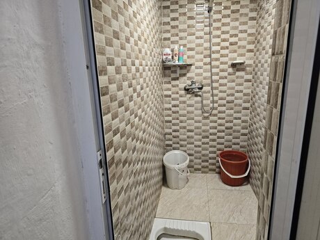1 otaqlı həyət evi/bağ evi - Biləcəri q. - 20 m²