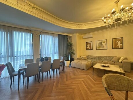 3 otaq · 165 m² · 15/22 mərtəbə, Nizami