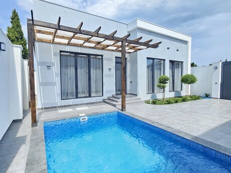 4-комн. дом/дача - пос. Мардакан - 140 м²