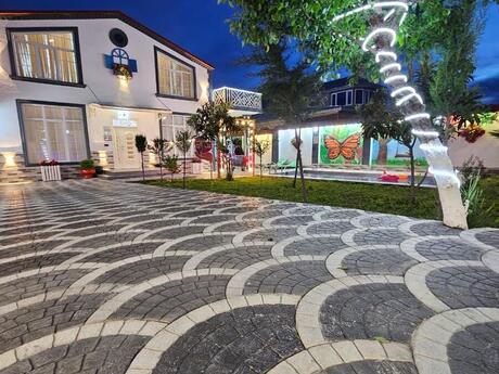 7 otaqlı həyət evi/bağ evi - Qəbələ - 300 m²