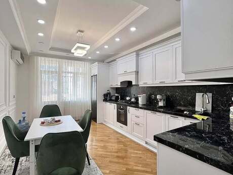 3-комн. новостройка - пос. Бадамдар - 150 м²