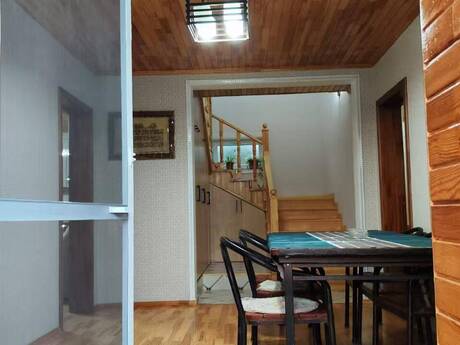 7 otaqlı həyət evi/bağ evi - Əhmədli m. - 240 m²
