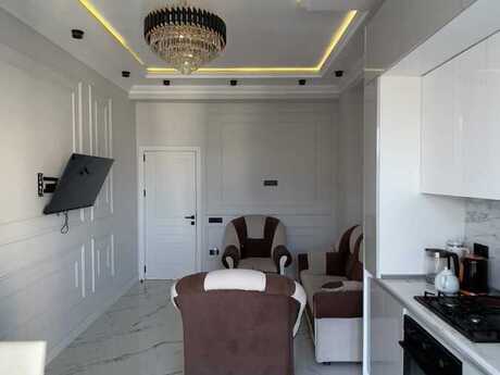 3-комн. новостройка - Насиминский  р. - 80 м²