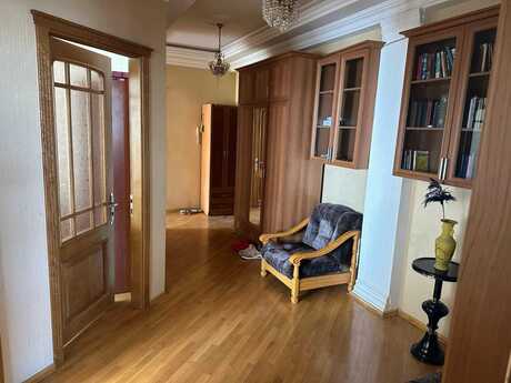 3 otaqlı mənzil, 118 m², Badamdar: 275 000 ₼ 2