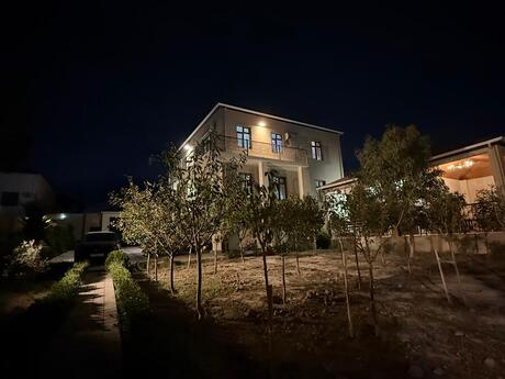 5 otaqlı həyət evi, 450 m², Novxanı: 369 000 ₼ 3