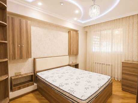 3-комн. новостройка - Ясамальский р. - 115 м²