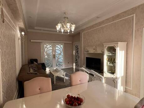 4-комн. новостройка - м. Ахмедлы - 81 м²