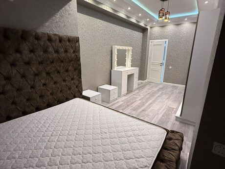 2 otaqlı yeni tikili - İnşaatçılar m. - 80 m²