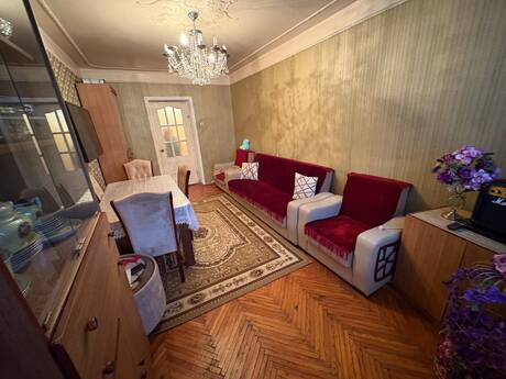 4 otaqlı köhnə tikili - Sumqayıt - 70 m²