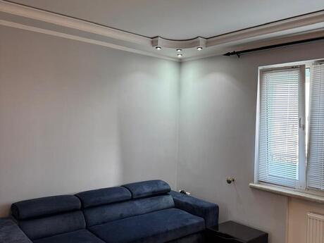 4-комн. вторичка - м. 20 января - 130 м²