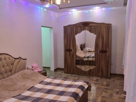 6 otaqlı həyət evi/bağ evi - Quba - 150 m²