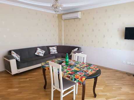 2 otaqlı yeni tikili - İnşaatçılar m. - 90 m²