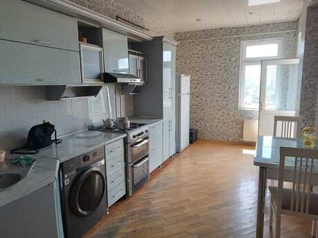 2 otaqlı yeni tikili - İnşaatçılar m. - 90 m²