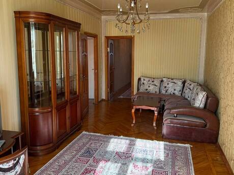 Elan №6369867 - Bakı, Azadlıq Prospekti m., 2 otaqlı, 70 m², 5/5 mərtəbə