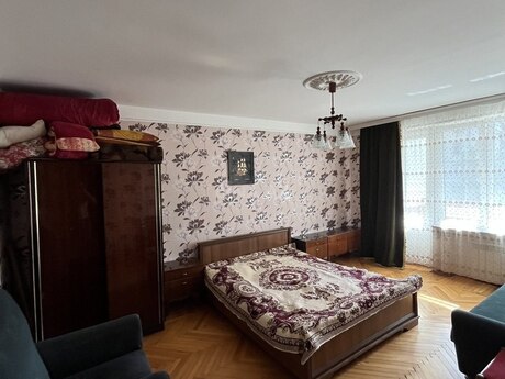 3 otaqlı köhnə tikili - Elmlər Akademiyası m. - 100 m²