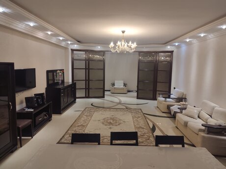 Объявление №6369868 - Баку, Наримановский  р., 3-комн., 160 м², 15/16 этаж
