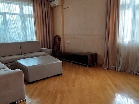 Объявление №6369936 - Баку, м. Нариман Нариманов, 2-комн., 66 м², 5/17 этаж