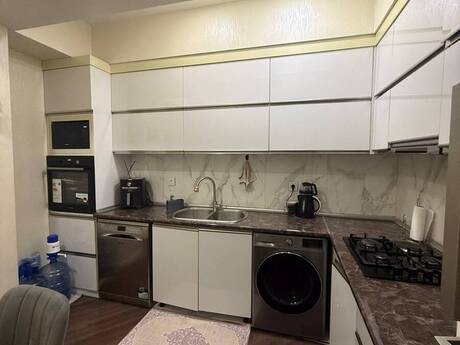 3-room apartment, 100 m², 8-ci mikrorayon: 278 000 ₼ 5