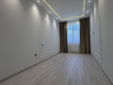 Elan №6370007 - Bakı, Gənclik m., 3 otaqlı, 50 m², 2/4 mərtəbə