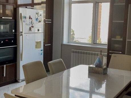 6-комнатная квартира, 302 м², Şah İsmayıl Xətai: 700 000 ₼ 3