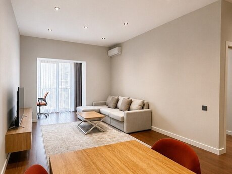 Şah İsmayıl Xətaidə 2 otaqlı yeni tikili mənzil kirayə verilir, 72 m², 1 550 AZN/ay, şəkil 2 / 8
