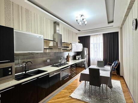 4 otaqlı mənzil, 180 m², Nəriman Nərimanov: 445 000 ₼ 3