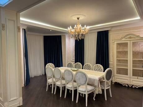 5 otaqlı həyət evi/bağ evi - Yeni Suraxanı q. - 272 m²