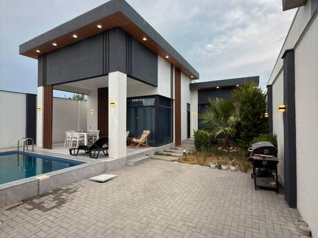 4 otaqlı həyət evi/bağ evi - Şüvəlan q. - 120 m²