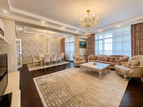 Elan №6370306 - Bakı, İçəri Şəhər m., 4 otaqlı, 240 m², 14/16 mərtəbə
