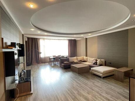Elan №6370323 - Bakı, Nəsimi r., 4 otaqlı, 220 m², 9/17 mərtəbə