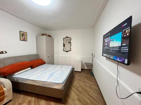 Elan №6370381 - Bakı, İçəri Şəhər m., 1 otaqlı, 40 m², 1/5 mərtəbə