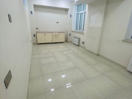 Elan №6370425 - Bakı, 8 Noyabr m., 7 otaqlı, 160 m²