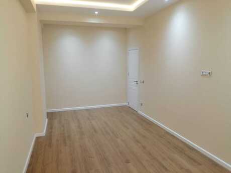 2-комн. офис - Насиминский  р. - 85 м²