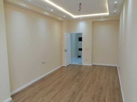 2-комн. офис - Насиминский  р. - 85 м²